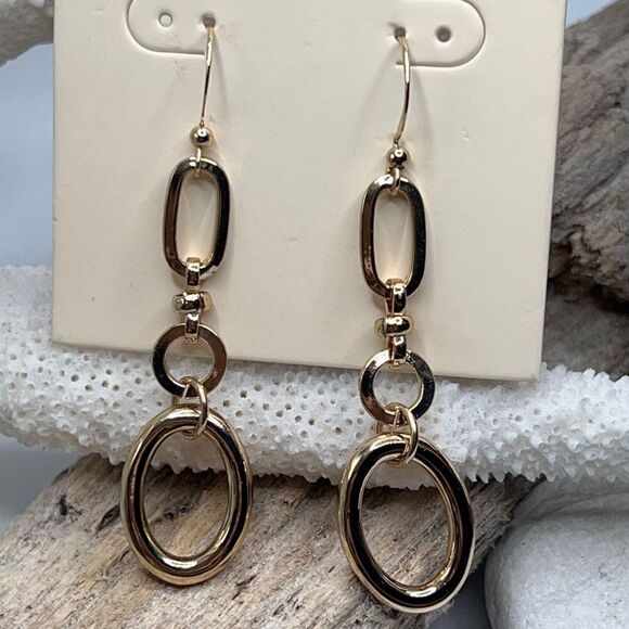 Max Studio Fashion Earrings gold dangle - Picture 1 of 7